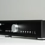 Ο νέος Musical Fidelity B1xi του 2025 προσφέρει 100W στα 4Ω ή 60W στα 8Ω.