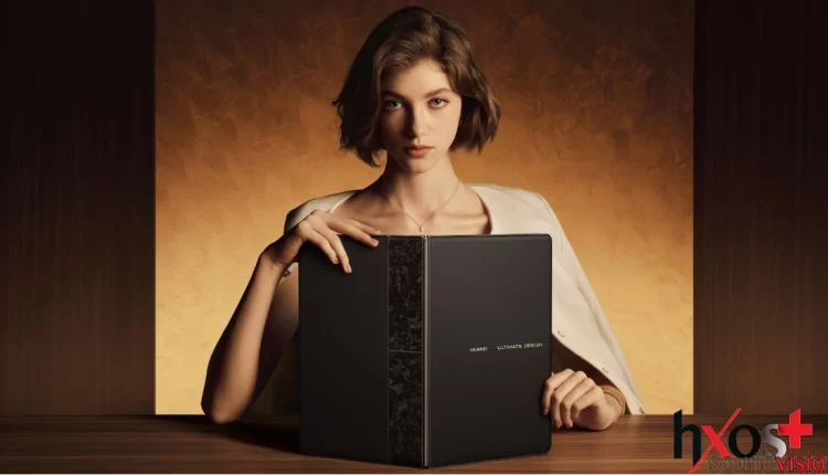 Το MateBook Fold διαθέτει 18 ιντσών OLED οθόνη με 3,3K ανάλυση, η οποία διπλώνει σε 13 ίντσες, επιτρέποντας ευελιξία στη χρήση.