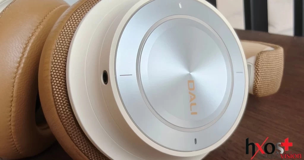 σύρματα ακουστικά DALI IO-8 με 50mm οδηγούς και premium κατασκευή χωρίς εφαρμογή