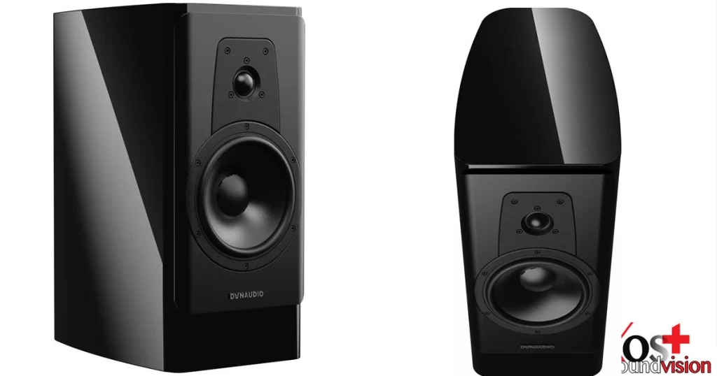 Ηχείο Dynaudio Contour 20 Black Edition σε φινίρισμα γυαλιστερού μαύρου, με tweeter Esotar3 και woofer MSP, τοποθετημένο σε χώρο ακρόασης υψηλής αισθητικής