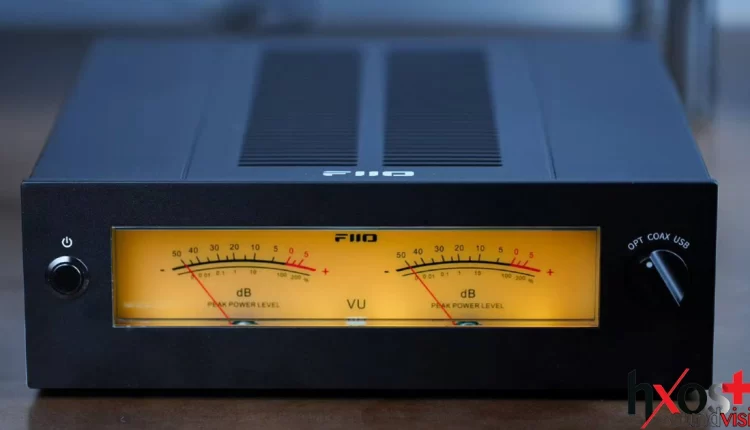 FiiO Warmer - Λαμπάτος DAC με συστοιχία αντιστάσεων R2R 24-bit, λυχνίες E88CC της JJ Electronics και VU meters