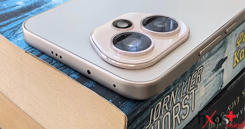 HONOR 400 smartphone με μεταλλικό πλαίσιο και επίπεδη οθόνη σε Desert Gold χρώμα.