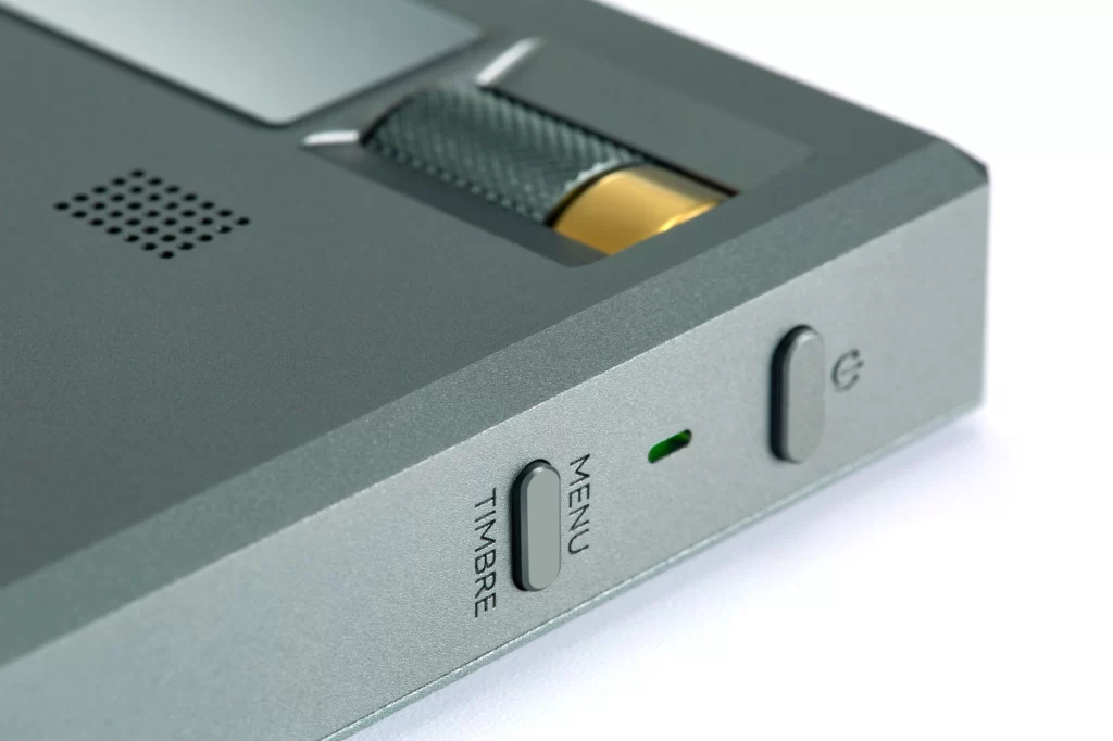 Cayin RU9  ένα USB-DAC και ενισχυτής ακουστικών με ενσωματωμένη λυχνία Nutube 6P1