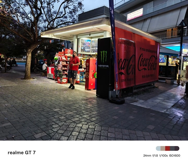 Η τριπλή κάμερα του realme GT7 βασίζεται στον 50ΜP αισθητήρα IMX906 της Sony