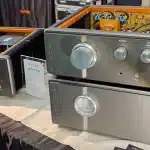 δύο άνθρωποι με πάθος για τον ήχο αποφάσισαν να αλλάξουν τους κανόνες