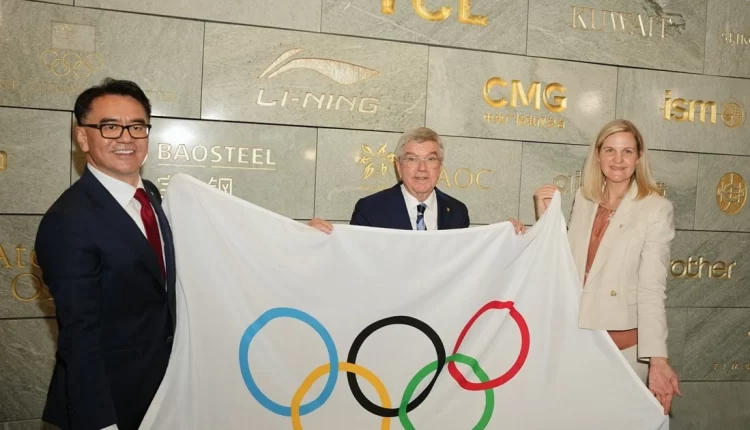 Η TCL γιορτάζει την Παγκόσμια Ολυμπιακή Ημέρα με μια θέση στο Donors’ Wall στο Ολυμπιακό Μουσείο.