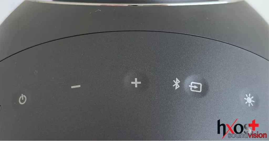 Το Pebble Nova αξίζει με το παραπάνω τα χρήματα που ζητάει, αποτελώντας μια audiophile περίπτωση desktop ηχείου που κεντρίζει το ενδιαφέρον μας.