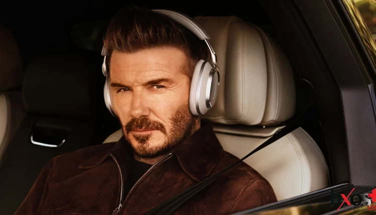 Η Β&W παρουσίασε τα νέα κορυφαία ακουστικά Bowers & Wilkins Px8 S2 σε δύο χρώματα: Onyx Black και Warm Stone. Η τιμή τους βγήκε στα €729.