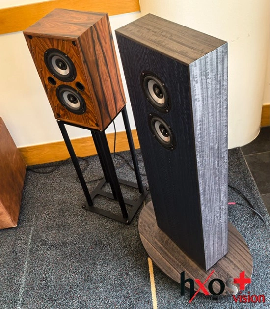 EJ Jordan: Greenwich και Kingsway, ηχεία χωρίς κροσόβερ