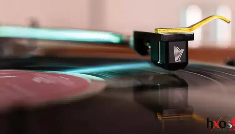 Σύμφωνα με τον κατασκευαστή, τα περιβλήματα της νέας κεφαλής Mandolin MC είναι κατασκευασμένα με ακρίβεια CNC από κόκκινο σανταλόξυλο.