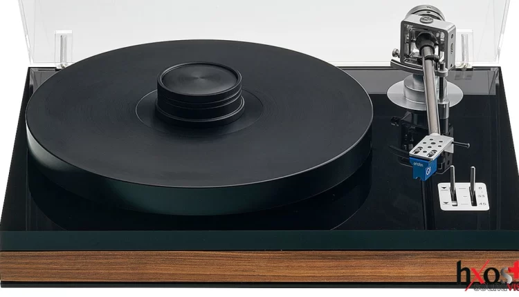 Takumi: Πικάπ με μεράκι και αριστοτεχνία