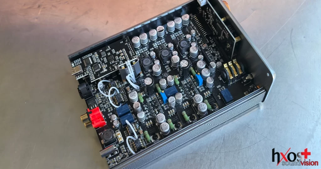 TEST DAC/ΕΝΙΣΧΥΤΗΣ ΑΚΟΥΣΤΙΚΩΝ *Silent Power Modules *2,5Wrms@32Ω *XMOS USB-C Burson Audio Playmate 3