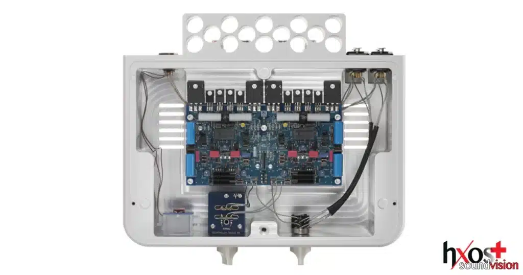 Το σασί του Aina είναι κατασκευασμένο εξ ολοκλήρου από εξαιρετικά αγώγιμο καθαρό αλουμίνιο 1070 (καθαρότητα 99,7%), επιτυγχάνοντας τα καλύτερα ηλεκτρικά χαρακτηριστικά.