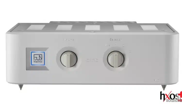 Το σασί του Aina είναι κατασκευασμένο εξ ολοκλήρου από εξαιρετικά αγώγιμο καθαρό αλουμίνιο 1070 (καθαρότητα 99,7%), επιτυγχάνοντας τα καλύτερα ηλεκτρικά χαρακτηριστικά.