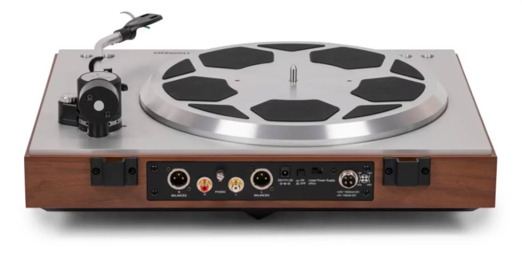 Thorens TD 404 DD: Πικάπ άμεσης οδήγησης με ιστορία