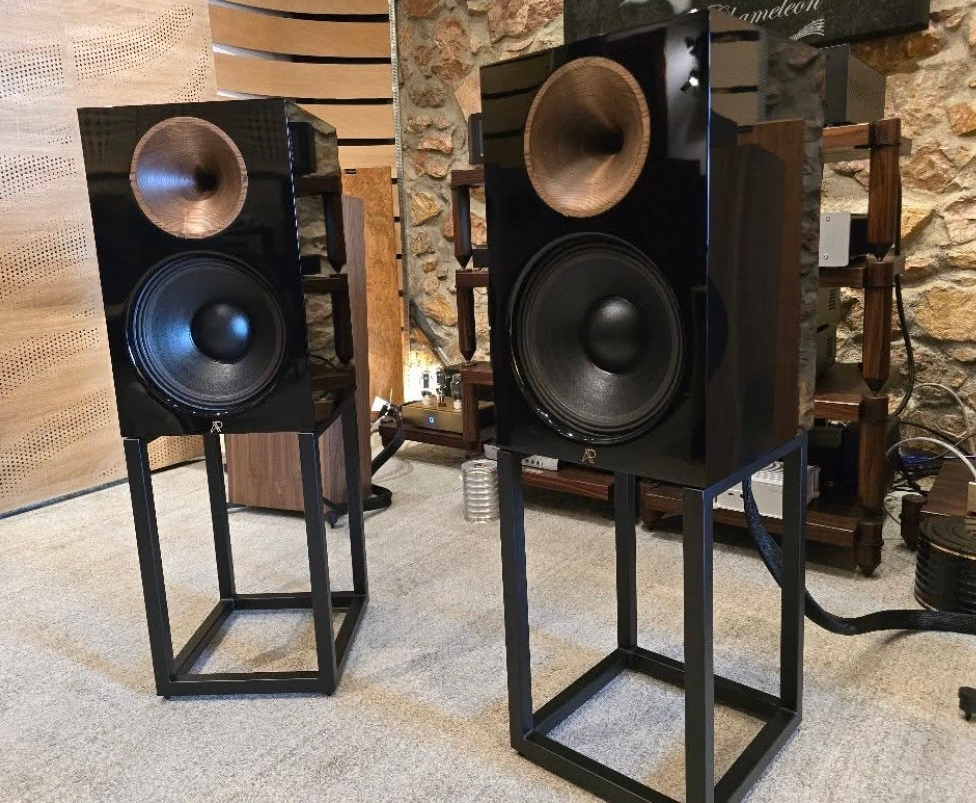 Η AudioPhase στη Chameleon Audio – Νέος κατασκευαστής ηχείων