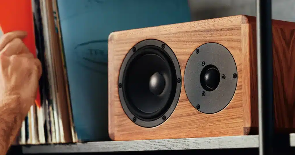 Dynaudio Legend: Ένα ηχείο στολίδι!