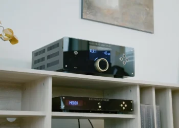 Electrocompaniet EC 5: Δέκα χρόνια ανάπτυξης για έναν καθαρά αναλογικό προενισχυτή αναφοράς