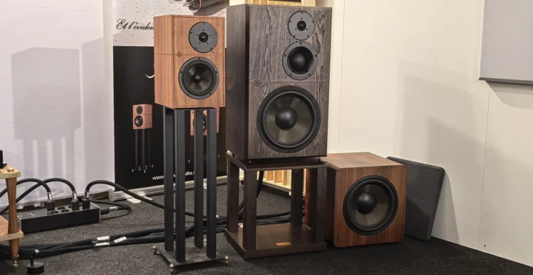 Revival Audio Sub-12: Το πρώτο subwoofer της Revival Audio είναι γεγονός.