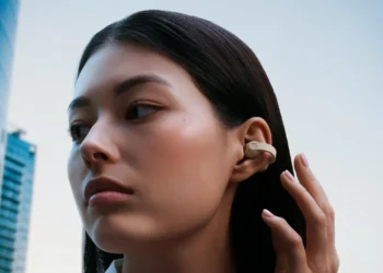 Sennheiser ACCENTUM Clip: Ανοιχτά buds ώστε να τ’ ακούς όλα