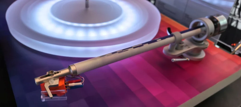 Clearaudio GT Compass: Πικάπ για τους φίλους του gaming‑vinyl