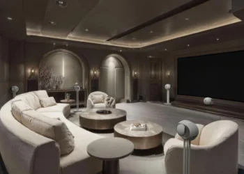 Devialet Phantom Ultimate CI: Η γαλλική εταιρεία μπαίνει στον κόσμο του custom integration