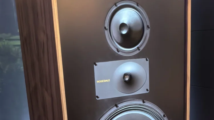 Wharfedale Rosedale: Η επιστροφή του μεγάλου εμβληματικού ηχείου